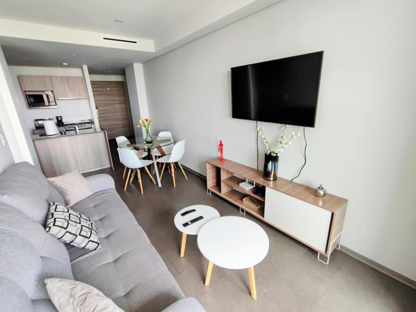 מקסיקו סיטי Alluring Views, Luxuriously Appointed In Polanco מראה חיצוני תמונה